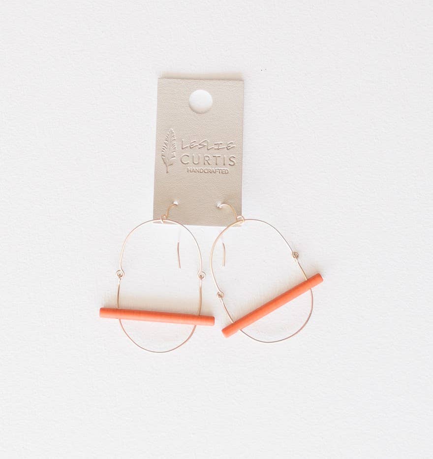 Leslie Curtis - 0558 Nash - Gold oblong hoop, orange bar 2"